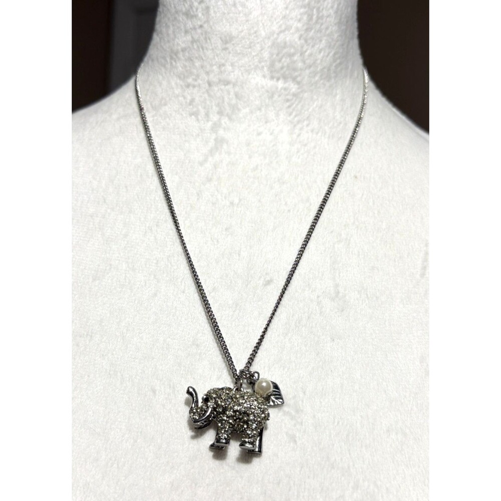 Vintage Rhinestone Elephant Charm Necklace Pearl Leaf Pendant Silver Tone 22"
